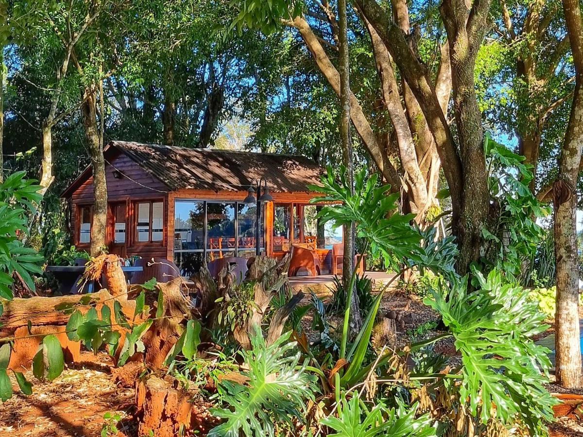 La Casa Del Lago Urugua-I Villa Puerto Iguazu Exterior photo